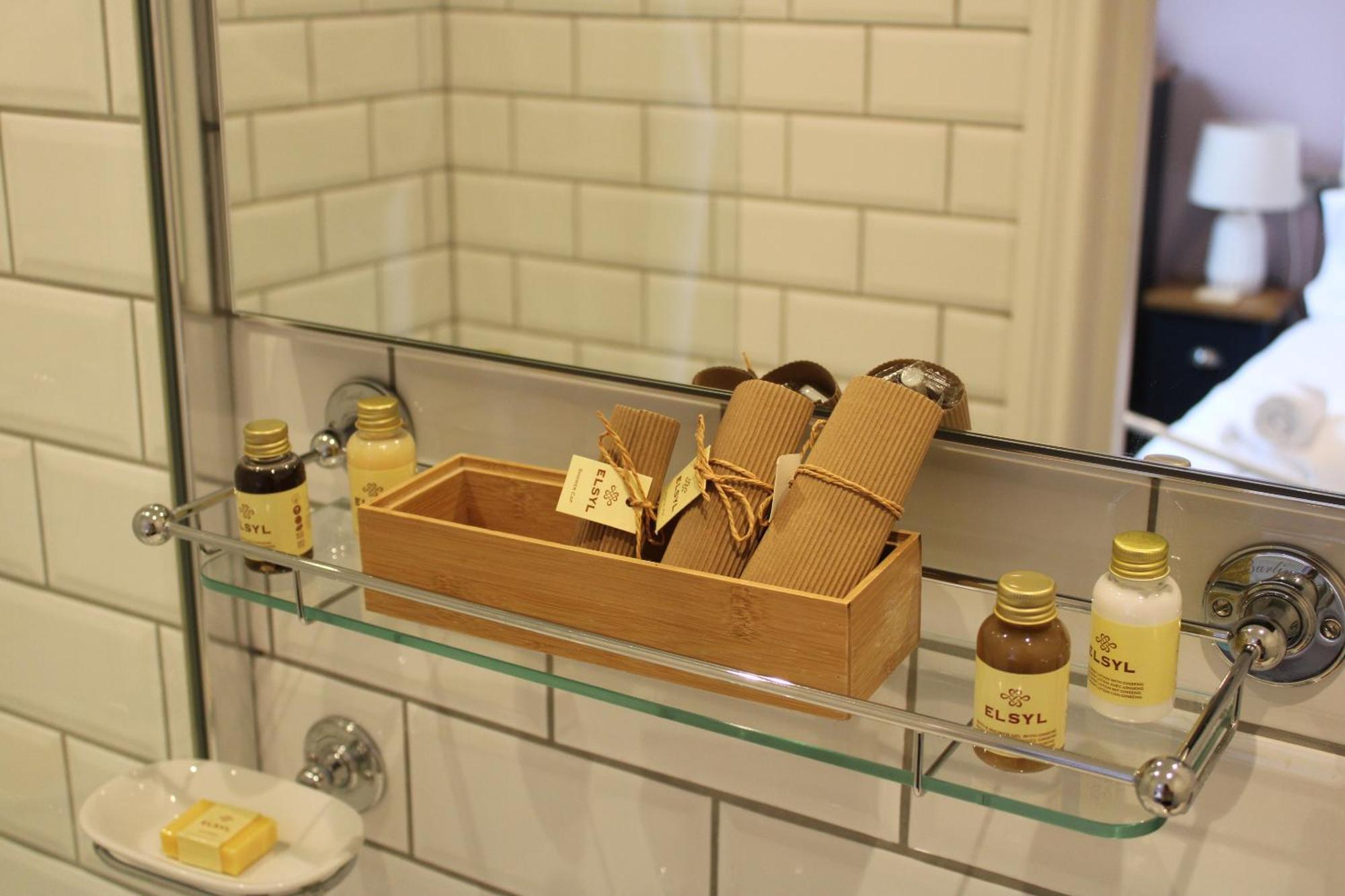 Bed and Breakfast The White Lion Вентнор Экстерьер фото