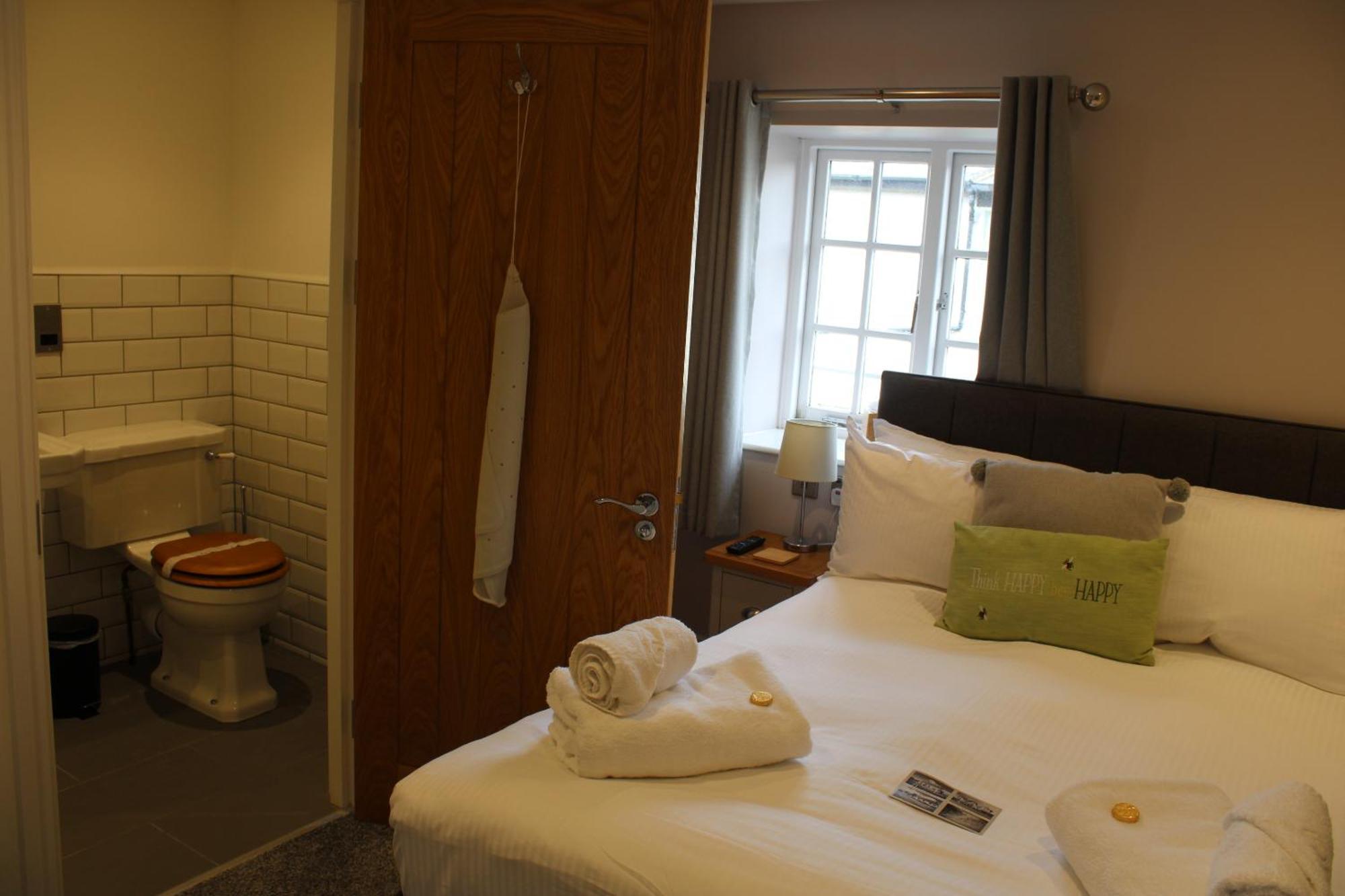 Bed and Breakfast The White Lion Вентнор Экстерьер фото